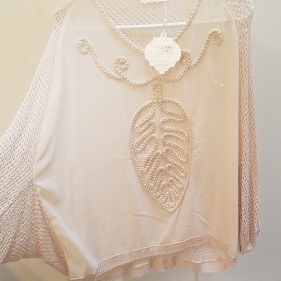 Top - Picture 4 of 4